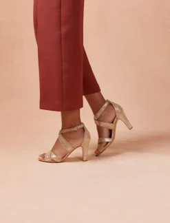 Grace>Pied de Biche Fashion
