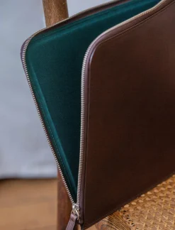 Pochette D'Ordinateur><noscript><img width=